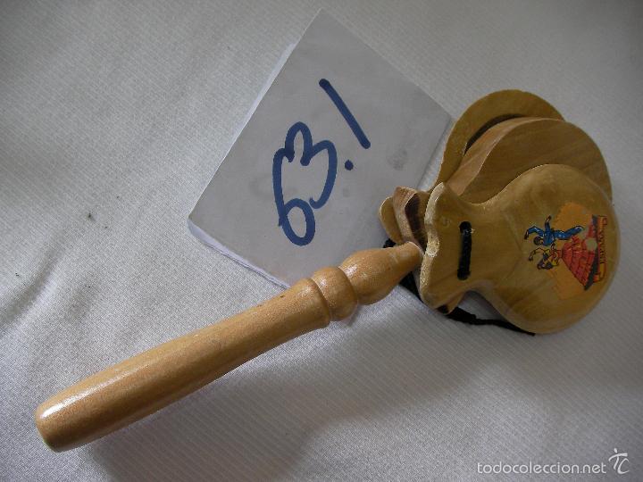 Instrumentos musicales: CASTA&Ntilde;UELAS DE MANO EN MADERA - Foto 1