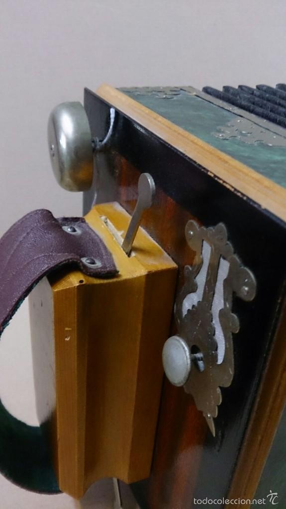 Instrumentos musicales: Acordeon ruso en madera - Foto 9