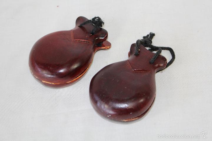 Instrumentos musicales: casta&ntilde;uelas de madera - Foto 1