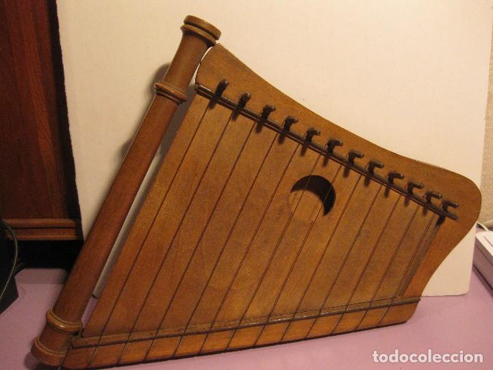 Instrumentos musicales: instrumento de cuerda citara - Foto 2