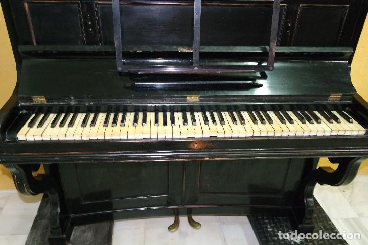 Instrumentos musicales: PIANO VERTICAL. REF. 5925 - Foto 2
