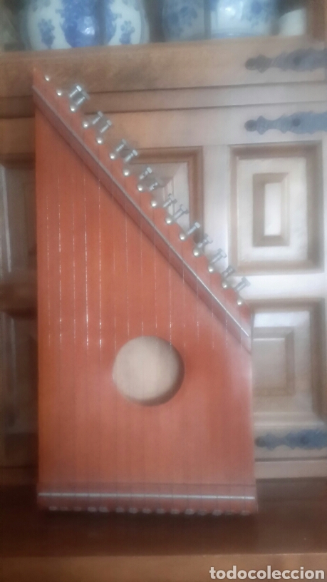 Instrumentos musicales: Citara - Foto 1