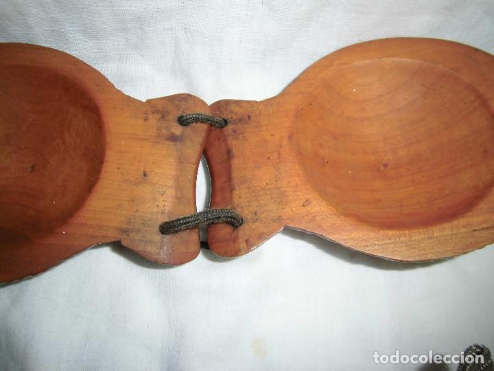 Instrumentos musicales: ANTIGUA CASTA&Ntilde;UELA EN MADERA TALLADA - Foto 3