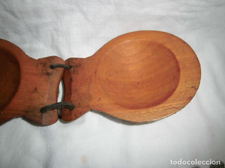 Instrumentos musicales: ANTIGUA CASTA&Ntilde;UELA EN MADERA TALLADA - Foto 4