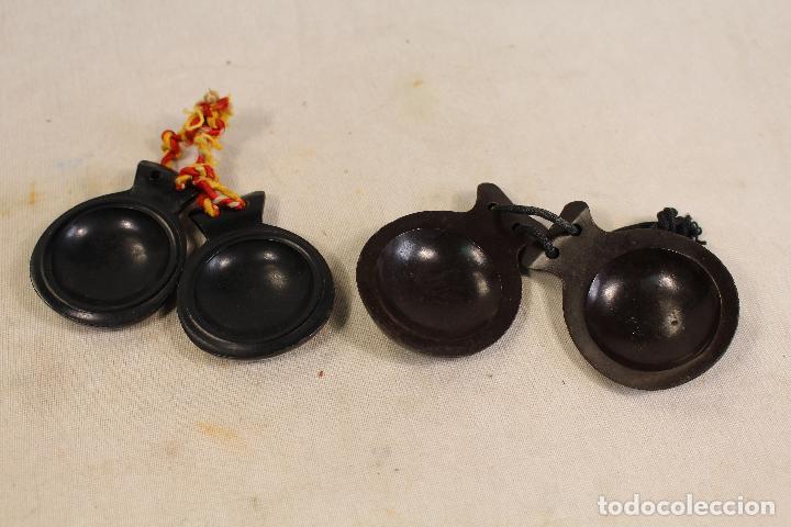 Instrumentos musicales: 2 casta&ntilde;uelas - Foto 2