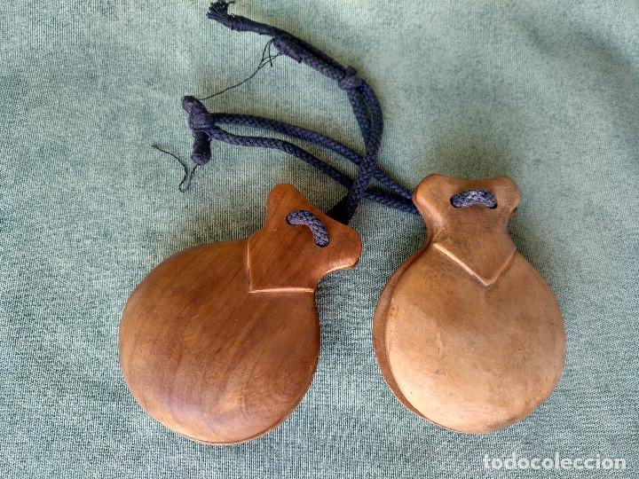 Instrumentos musicales: ANTIGUAS CASTA&Ntilde;UELAS DE MADERA - Foto 1