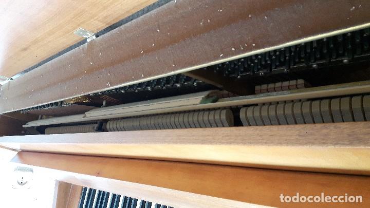 Instrumentos musicales: PIANO YAMAHA - Foto 4