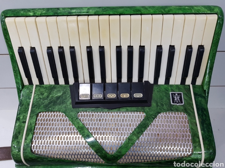 Instrumentos musicales: Acorde&oacute;n ruso MPIA - Foto 2