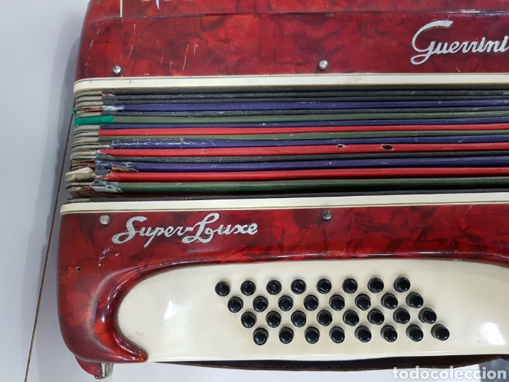 Instrumentos musicales: Acorde&oacute;n Guerrini - Foto 2