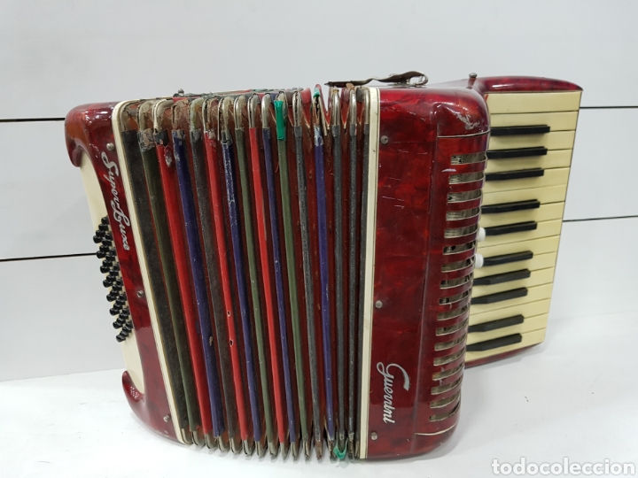 Instrumentos musicales: Acorde&oacute;n Guerrini - Foto 3