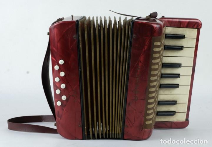 acordeon hohner mignoni años 50-60 - Compra venta en todocoleccion