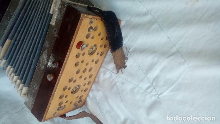 Instrumentos musicales: Bandoneon antiguo - Foto 3
