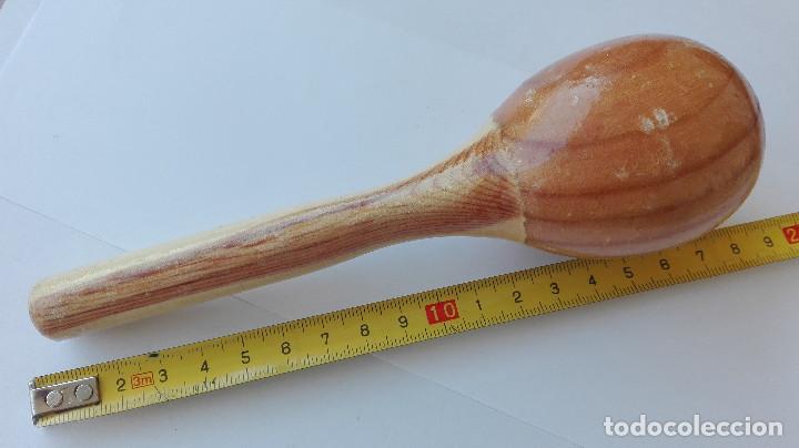Instrumentos musicales: UNA MARACA DE MADERA - Foto 3