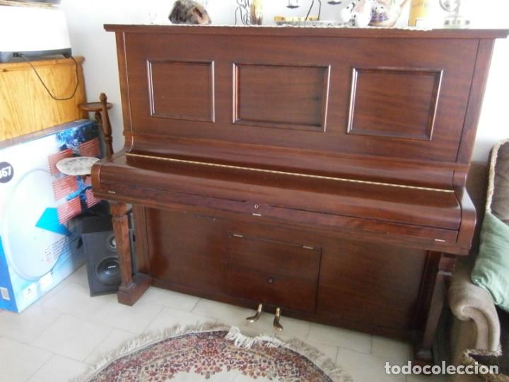 Instrumentos musicales: PIANOLA A&Ntilde;OS 1900 - Foto 2
