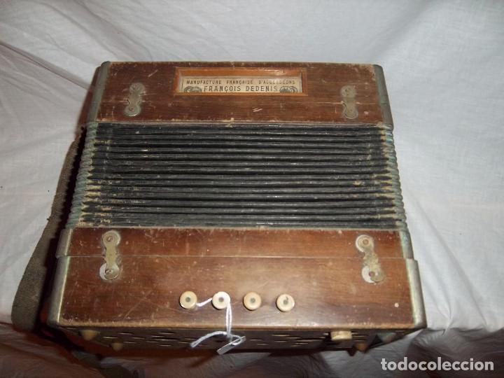 Instrumentos musicales: Bonito acorde&oacute;n antiguo - Foto 4