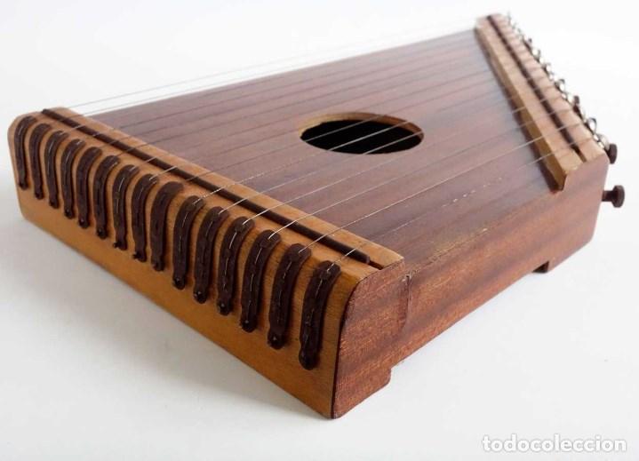 Instrumentos musicales: CÍTARA - SIMARRA INSTRUMENTO MUSICAL 42cm. AÑOS 70 - Foto 3 - 155077430