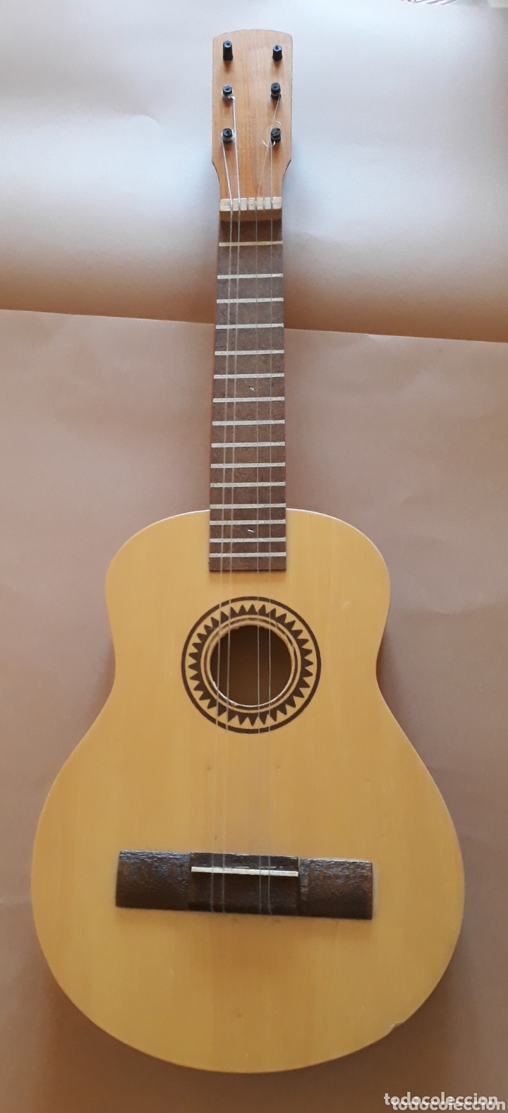 HUAWIND Guitarra Clásica 4/4, Guitarra Española con 6 Cuerdas de Nylon,  Guitarra para Principiantes, Adultos, Niños - MundoGuitarra.es