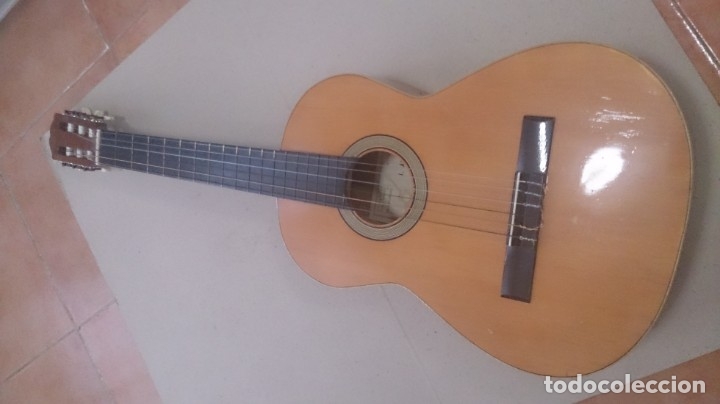 Instrumentos musicales: Guitarra J ALVAREZ - Foto 15