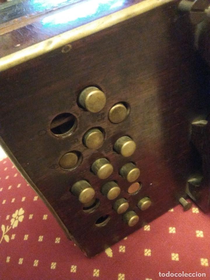 Instrumentos musicales: ANTIGUO BANDONEON - Foto 2