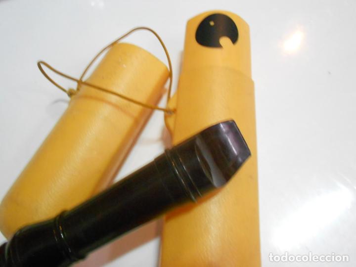Instrumentos musicales: ANTIGUA FLAUTA CON FUNDA - Foto 2