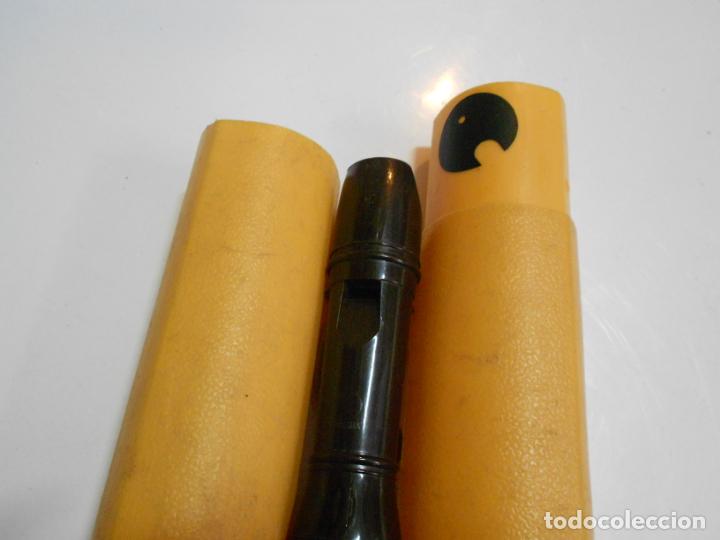 Instrumentos musicales: ANTIGUA FLAUTA CON FUNDA - Foto 3