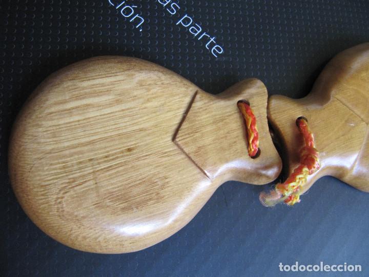 Instrumentos musicales: CASTA&Ntilde;UELA - MADERA - Foto 2