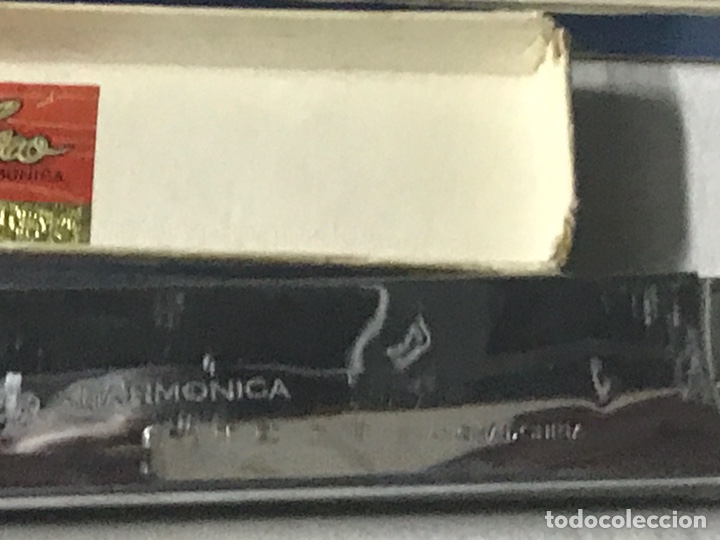 Instrumentos musicales: ANTGUA ARM&Oacute;NICA EN SU CAJA - Foto 1