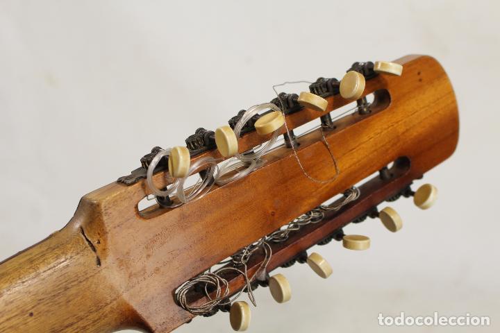 Instrumentos musicales: mandurria antigua - Foto 3