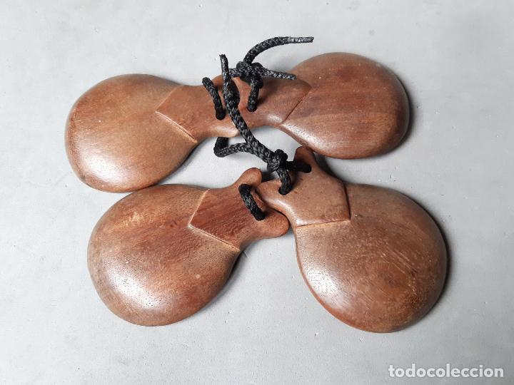 Instrumentos musicales: PAREJA DE CASTA&Ntilde;UELAS DE MADERA - Foto 4