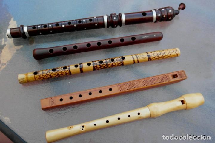 Instrumentos musicales: Flauta tallada a mano. - Foto 2