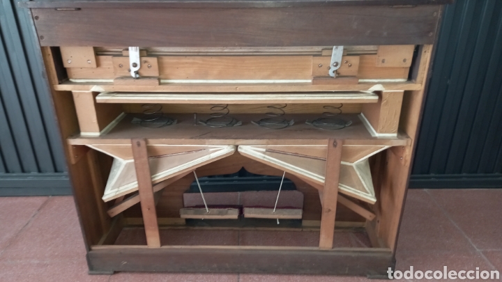 Instrumentos musicales: Órgano, armonio de iglesia ”Cusso Sfha- Barcelona”. - Foto 8 - 243633050