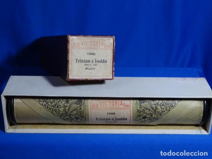 Instrumentos musicales: ROLLO DE PIANOLA. TRIST&Aacute;N E ISOLDA. WAGNER. - Foto 1