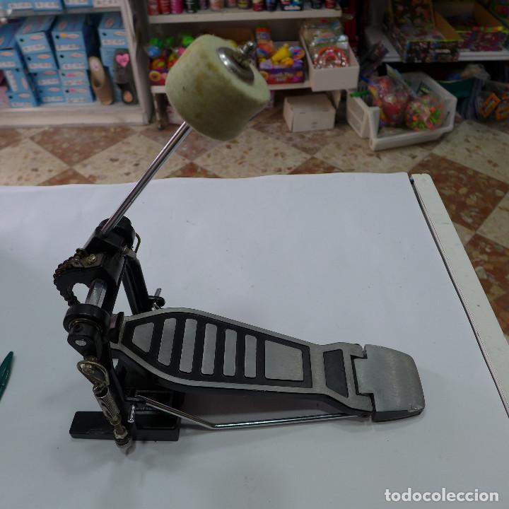 Instrumentos musicales: PEDAL DE BOMBO JINBAO - Foto 2