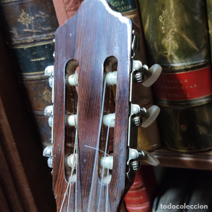 Instrumentos musicales: Guitarra española clásica. Garrido. Madrid. Revisada y recién encordada. Bonito sonido flamenco. - Foto 10 - 257957910