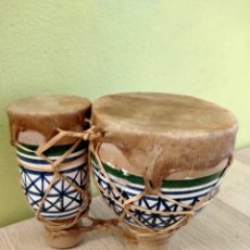 Instrumentos musicales: TIMBALES DE CERÁMICA Y PIEL DE CABRA , ANTIGUOS, AFRICANOS