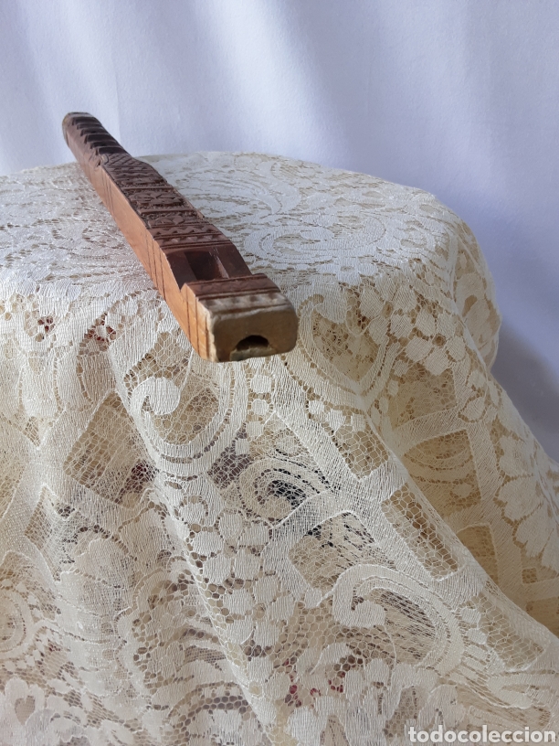 Instrumentos musicales: ANTIGUA FLAUTA DE MADERA TALLADA. BASE RECTANGULAR - Foto 5