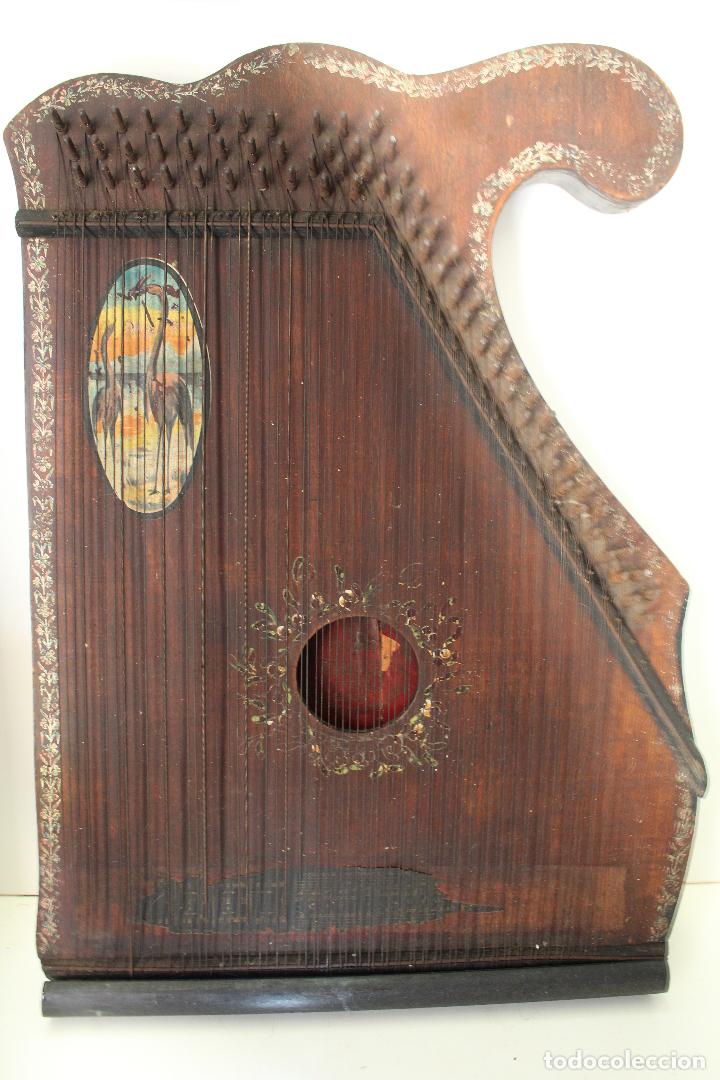 Instrumentos musicales: antigua citara - Foto 7