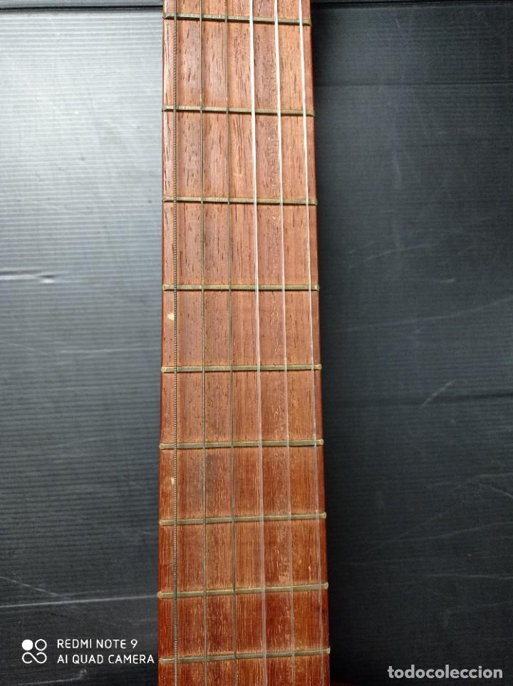Instrumentos musicales: Antigua guitarra Española, artesana en buen estado - Foto 4 - 276386883