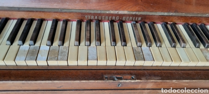 Instrumentos musicales: Piano de pared - Foto 11