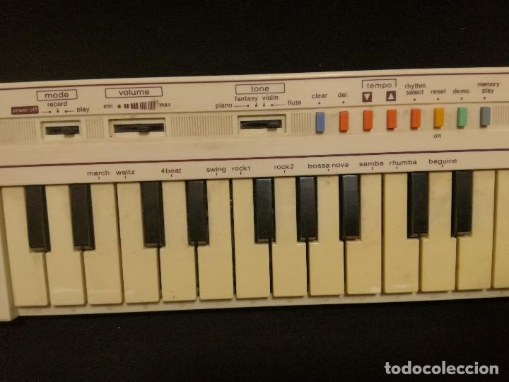 Instrumentos musicales: ORGANO / TECLADO / PIANO - CASIO PT-1 (FUNCIONA) - Foto 2