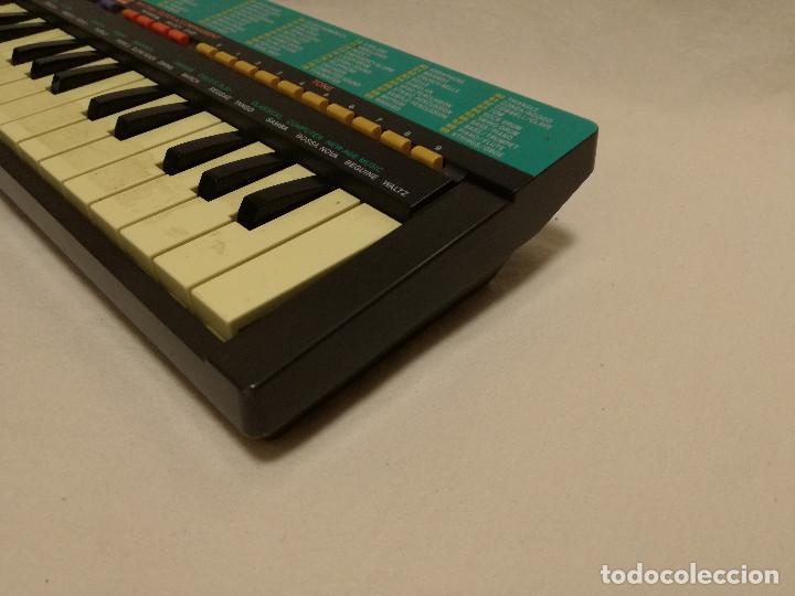 Instrumentos musicales: ORGANO / TECLADO / PIANO - CASIO SA-9 (FUNCIONA) - Foto 9