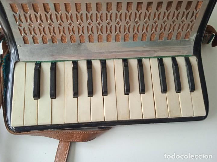 Instrumentos musicales: ACORDEON ANTIGUA MARCA GUERRINI DE COLECCION - Foto 16