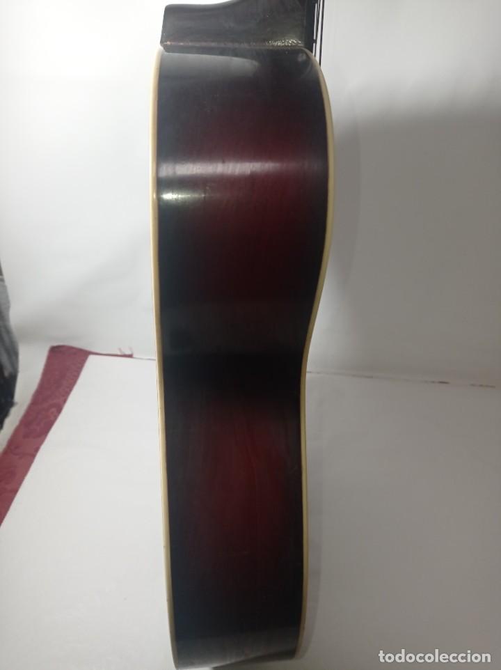 Instrumentos musicales: Guitarra antigua Parlor Hofner 520 model 1950/60. El primer modelo que construyó pieza difícil - Foto 11 - 299268933