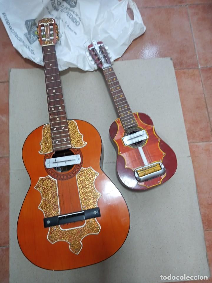 Instrumentos musicales: MAGNIFICA PAREJA DE GUITARRAS. UMS - Foto 1