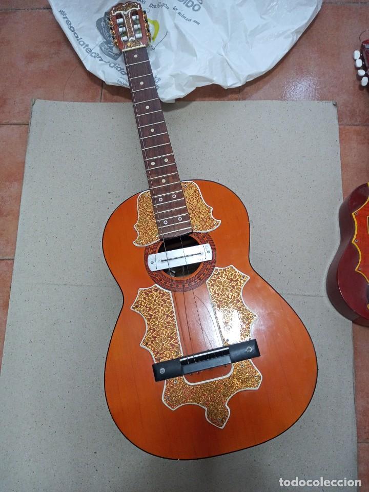 Instrumentos musicales: MAGNIFICA PAREJA DE GUITARRAS. UMS - Foto 2