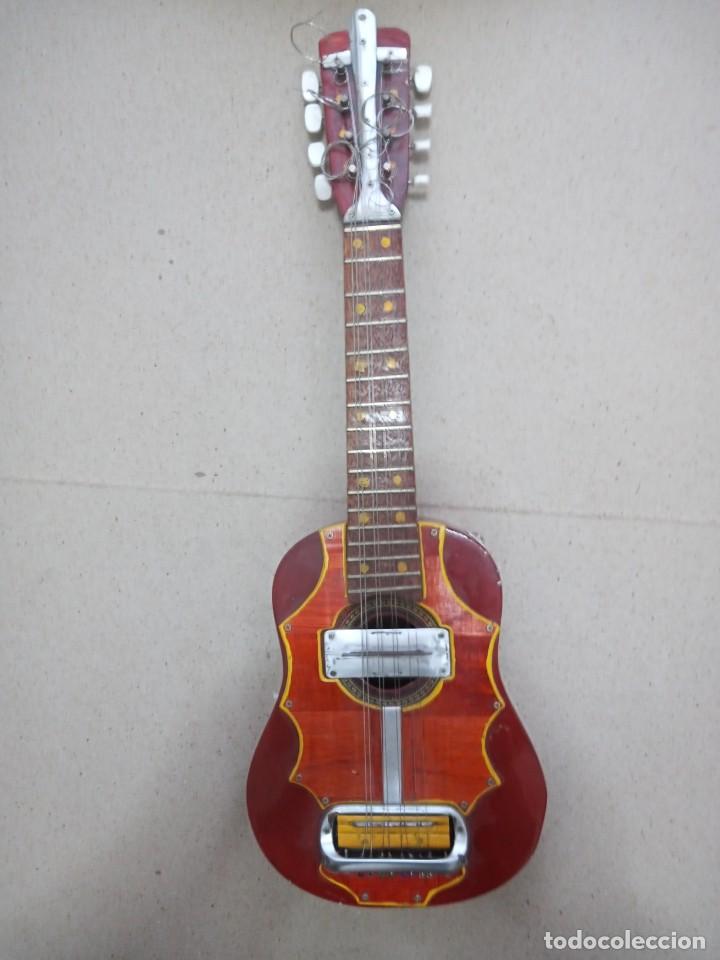 Instrumentos musicales: MAGNIFICA PAREJA DE GUITARRAS. UMS - Foto 4