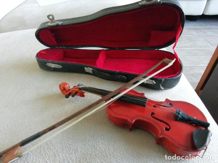 Instrumentos musicales: *VIOLIN MINIATURA. (Rf:67/d) - Foto 2