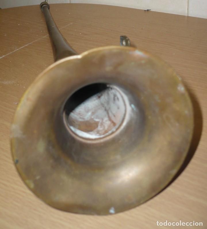 Instrumentos musicales: Antigua Trompeta de Lat&oacute;n - Foto 8