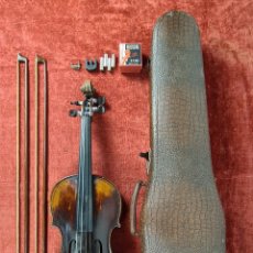 Instrumentos musicales: VIOLÍN PARA CONCERTISTA. FRANCISCO PERE ESPAÑA. ESTUCHE ORIGINAL. 1842.