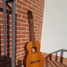 Instrumentos musicales: GUITARRA ANTIGUA JOMADI DE LOS AÑOS 1950 APROX. Lote 337403408